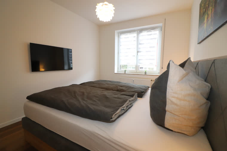 Zweites Schlafzimmer mit Smart-TV
